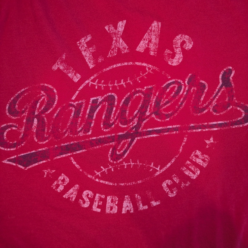 Mitchell & Ness Texas Rangers Distressed T-Shirt Small Red Tailored Fit MLB